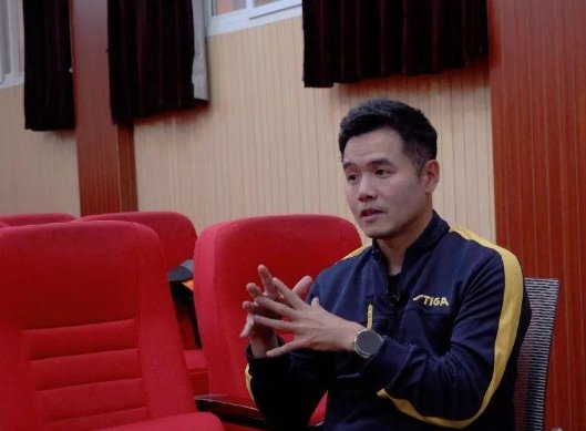 乒乓球世界冠军刘国正已入职清华大学!他本人是如何回应这件事的?