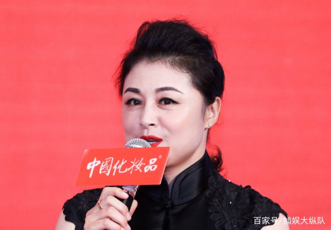 于月仙车祸细节被揭,为什么与赵本山脱不了关系呢?背后究竟怎么回事?