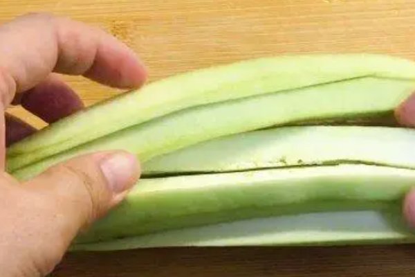 劈腿茄子的教程