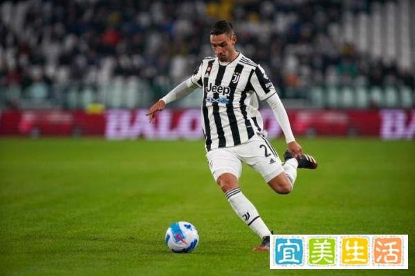 尤文官方：德西利奥右大腿股直肌中度损伤，十天后再次评估伤情
