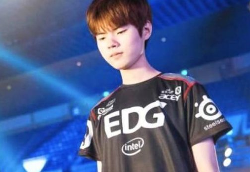 deft离开EDG战队的原因是什么？