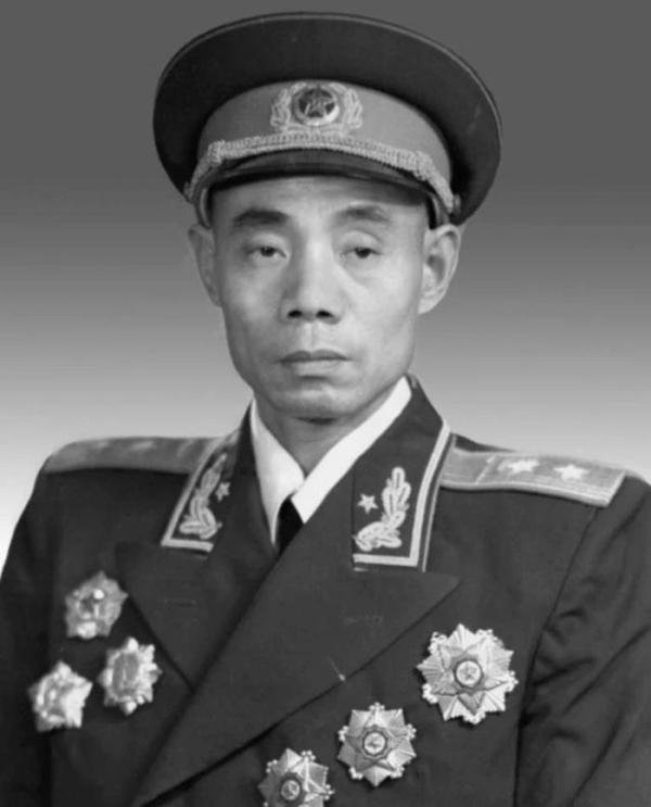 能够在战场上做到,威震敌胆的十位军长,都是谁?