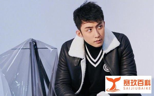 黄景瑜李沁新剧《爱上特种兵》明天开播!演绎兵王的爱恨情仇