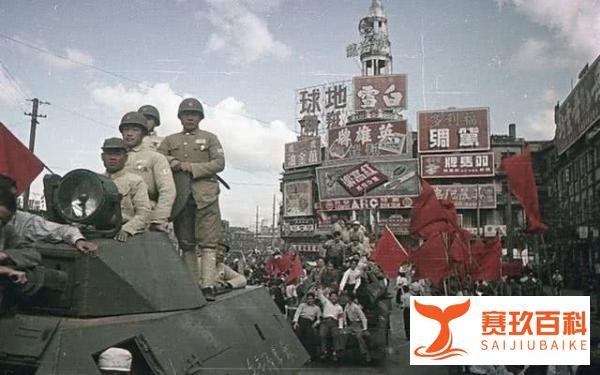 上海战役最惨烈一仗，主攻团夜宿“坟地”，天亮陷入敌人包围