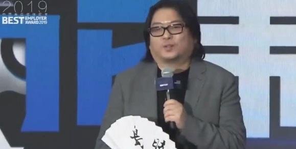 高晓松谈马云唱歌:王菲是老天爷赏饭 你演讲也一样