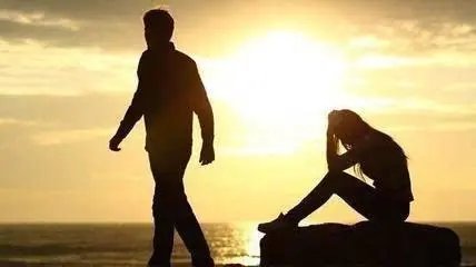 同居后分手女方买的房男方要分一半,男方这一行为是否不妥呢?