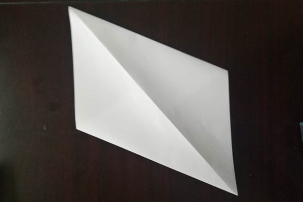 一张长方形纸怎么变成平行四边形