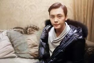 陈伟霆拍女生被对方男友勒令删除，当时他有何反应？