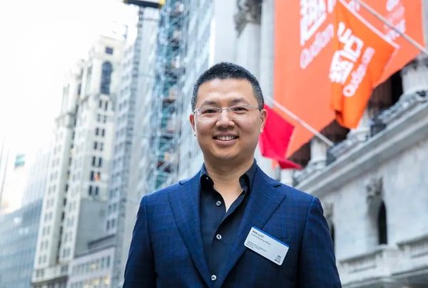 罗敏到底得罪了多少年轻人？他为何会被董宇辉拉黑？