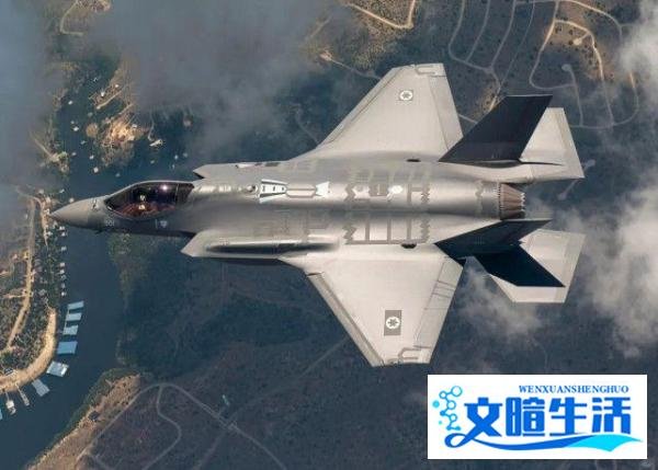 泽连斯基的选择不多,乌克兰4地“入俄公投”,或将导致战争升级