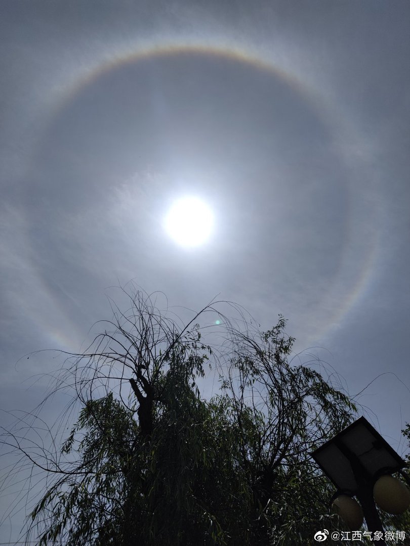 南方多地出现日晕景观,这是一种什么现象?
