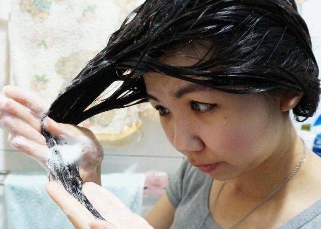 是狠人!女子怕头秃3个月不洗头,结果发生了什么?