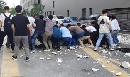 员工：蔚来汽车坠楼事故原因疑挂错档位，真实原因到底如何？