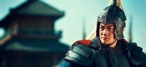 三国最强战神之一的吕布，为何将一手好牌打得稀巴烂？