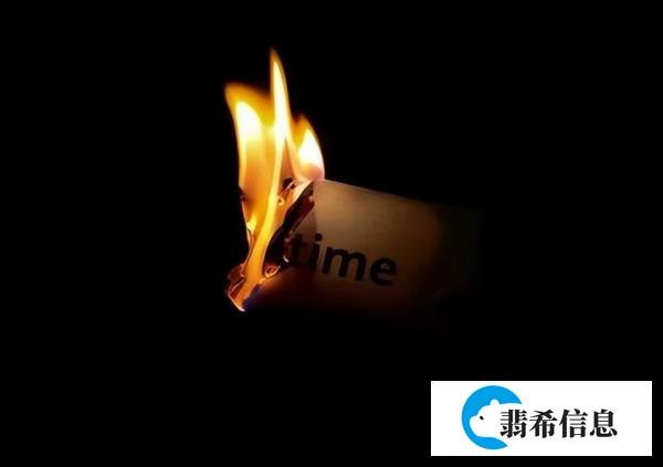 抛弃时间的人，时间也抛弃他