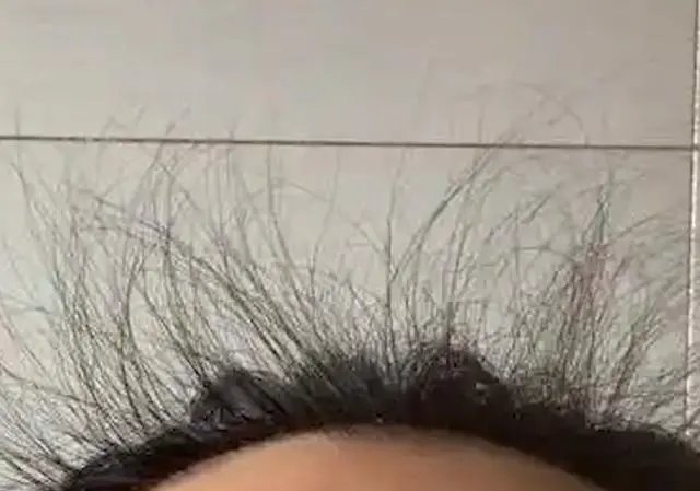 是狠人!女子怕头秃3个月不洗头,结果发生了什么?