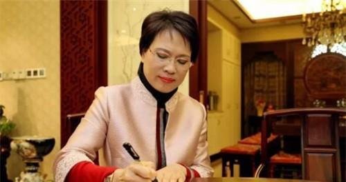 浙江女首富巨额财富恐清零,是因为什么?