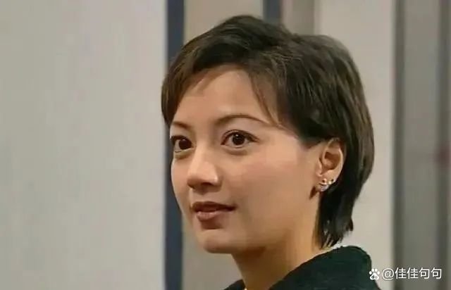 宁愿租房,去餐厅跑腿也要移居国外的港星,你知道几个?