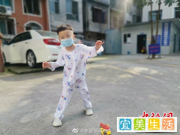 医学奇迹，贵州28楼坠楼男童康复出院