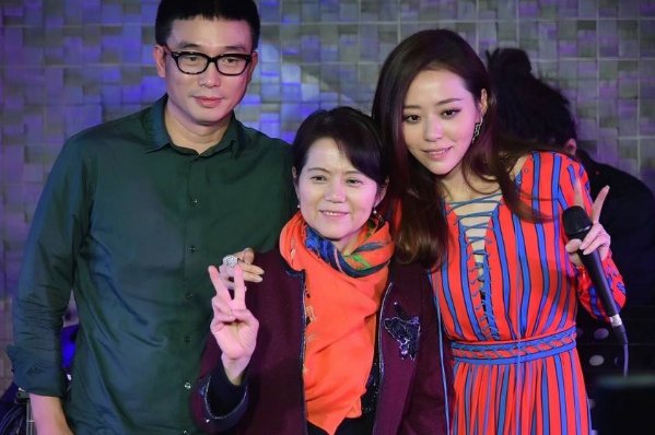 杨天真反对所有艺人恋情公开,艺人恋情公开有啥危害?