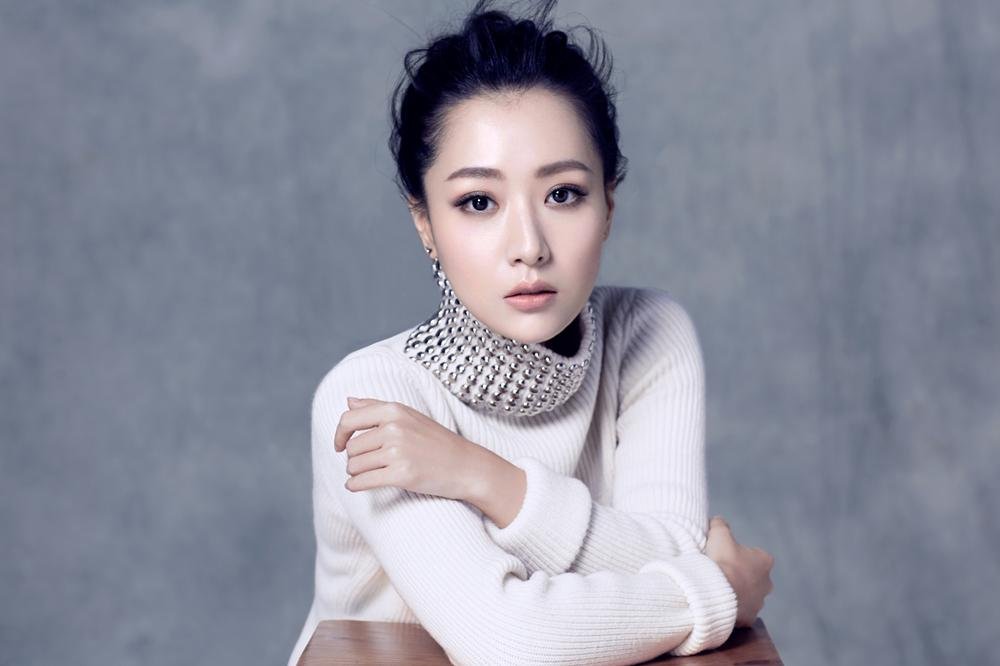 白冰拒绝李元韬,白冰前一任老公是谁?