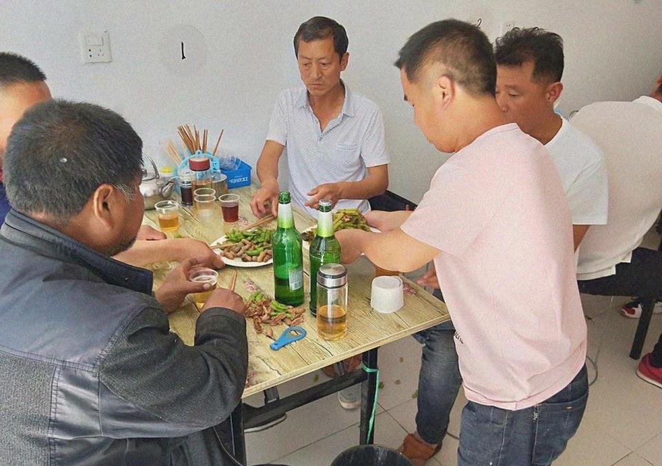 安徽30岁小伙身高1.1米，开4家公司，他的身上有哪些励志故事？