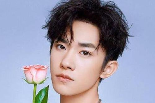 易烊千玺闭关半年后出关了,他如今的事业方向是什么?