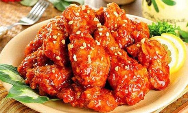 韩国的一只炸鸡108元，你觉得这个价格贵吗？