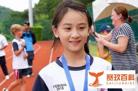 田亮和叶一茜的女儿快一米七了，网友吐槽基因决定了身高