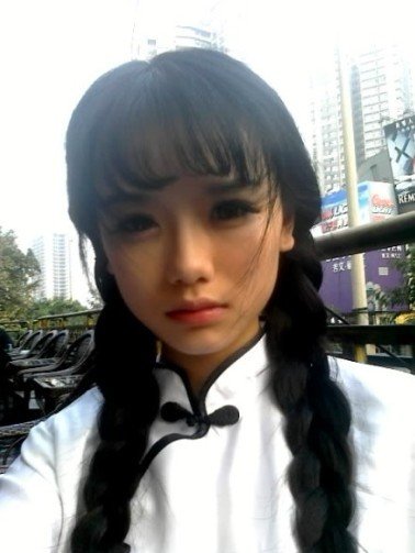 跪求同个女生的小清新女生头像 顺便问这个女生名字叫什么~我要原图不带文字的