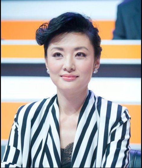 周涛否认女儿患自闭症,她对孩子是如何教育的?