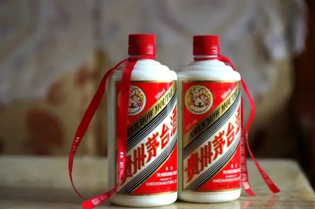 茅台前三季度日赚1.62亿，其他上市酒企，能否撼动酒业一哥的地位？