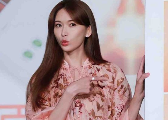 林志玲回应二胎进度:不会再生育了,她目前的身体状况如何?