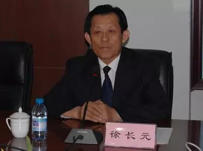 大连退休正厅级竟是“黑老大”,这位厅级干部究竟做了些什么?