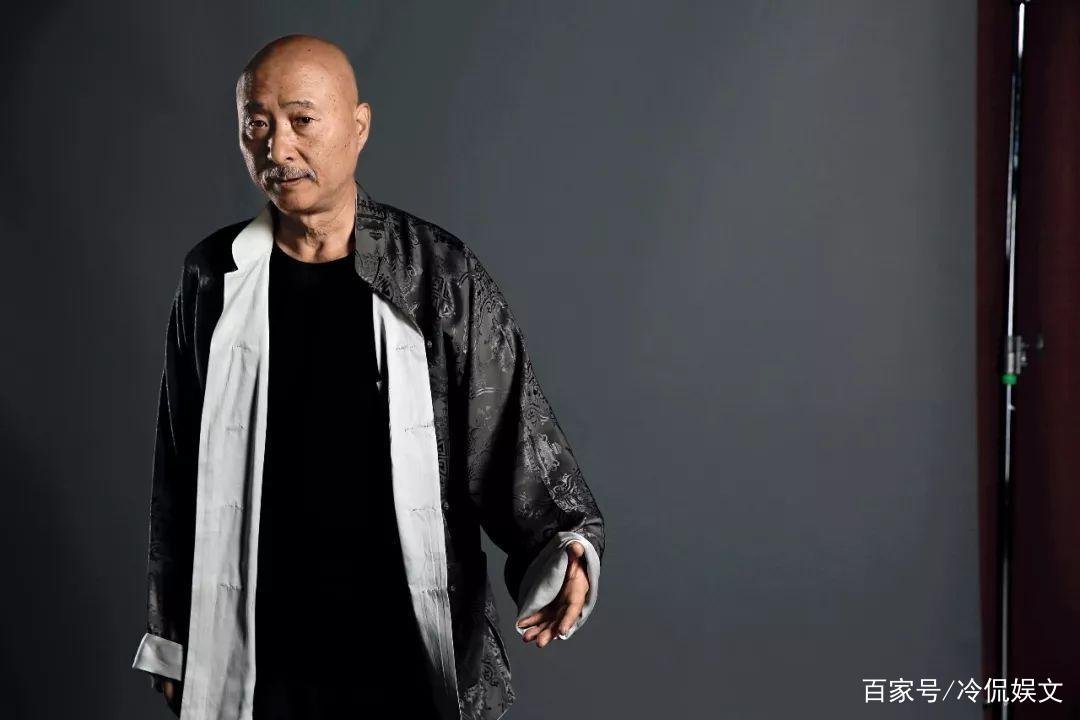 陈佩斯和朱时茂近照曝光，一人富得流油，一人和老婆分居十多年，你怎么看？