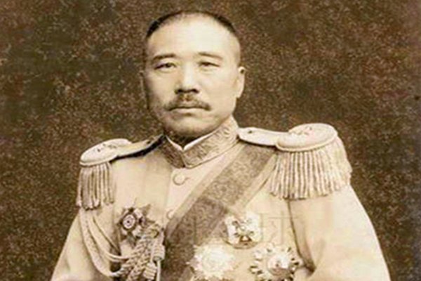 张宗昌为什么被叫做狗肉将军，他在山东都做过些什么？