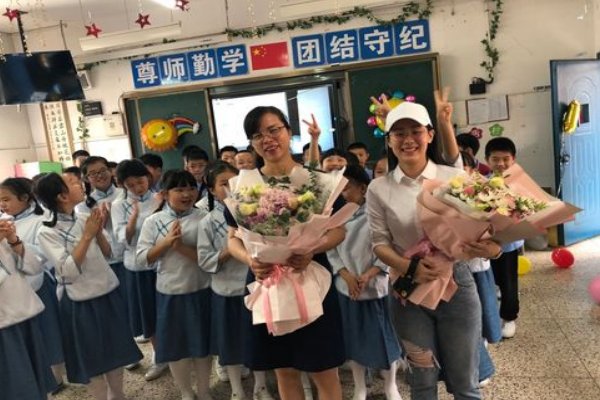 老师辛苦的句子简短
