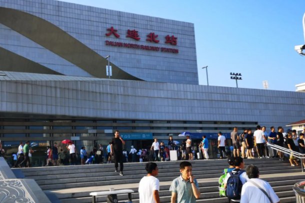 大连高铁列车时刻表