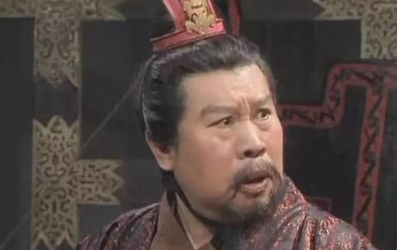 历史上张绣反叛曹操是因为曹操霸占其婶婶吗？