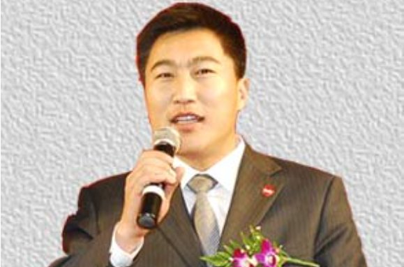 德国18岁少年成最年轻亿万富豪,中国王泽龙第二,他们的成功源于什么?