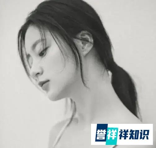 整容模板3.0横空出世了？竟然同时撞脸Krystal和大长今！