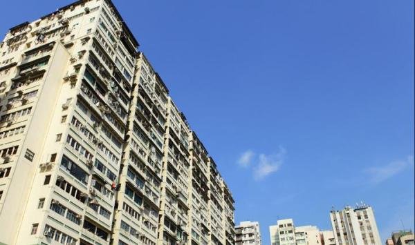 香港打响房价腰斩销售,5折卖房首付仅5%?但4个细节你要知道