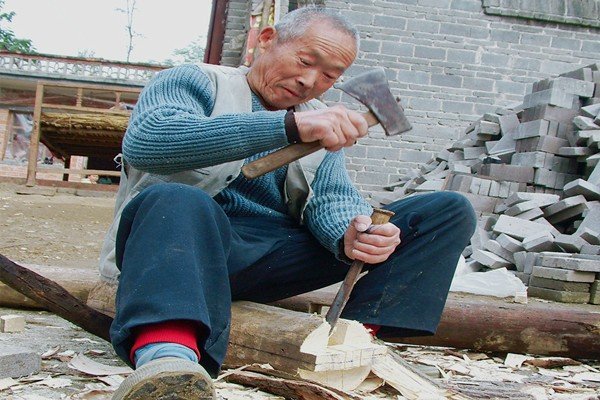 班门弄斧造句三年级