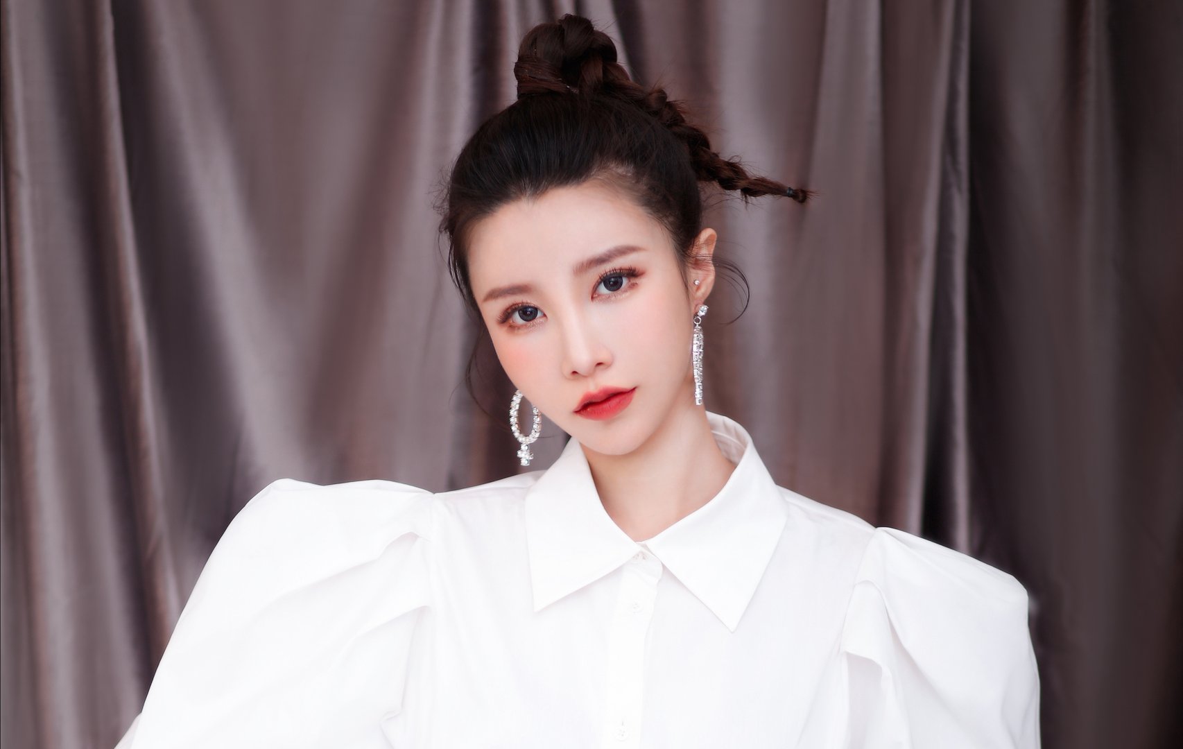 张沫凡疑似结婚,神秘男子的身份是什么?