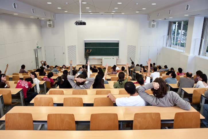你如何看待龙职院学生自曝遭恶意挂科这件事?
