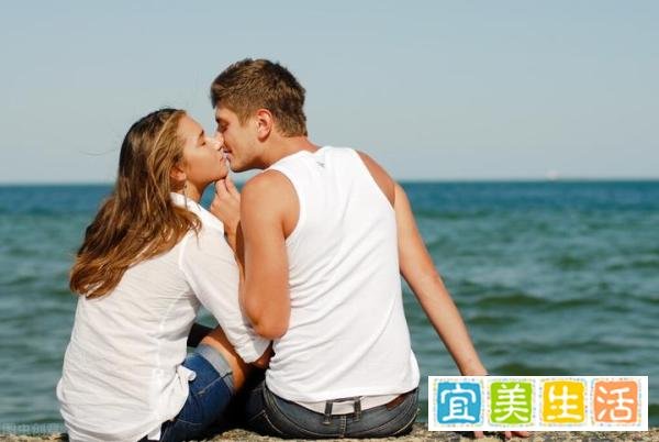 男朋友很厉害,有点受不了,我该主动离开吗?