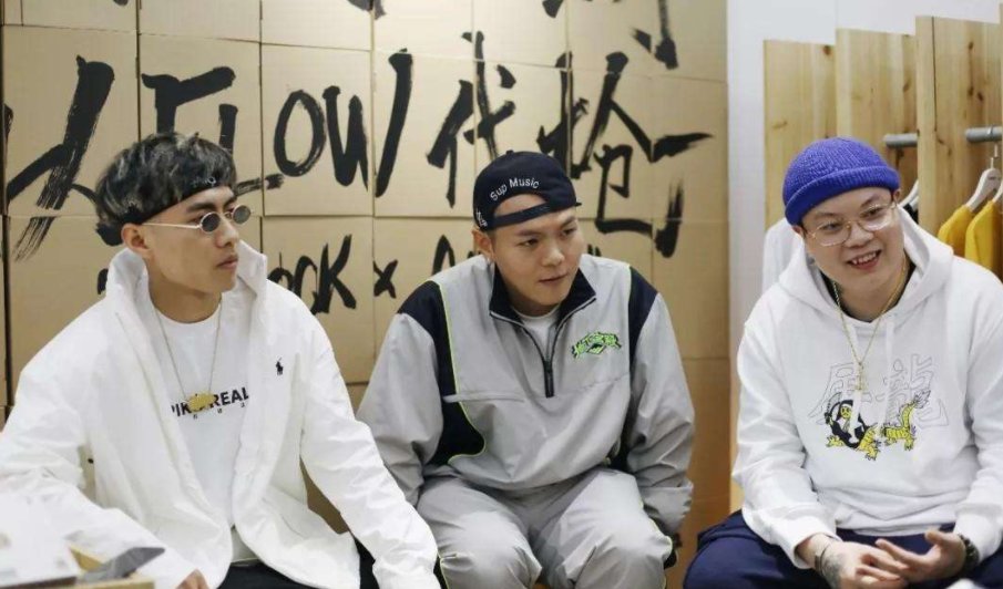 C-BLOCK原来是几个人?