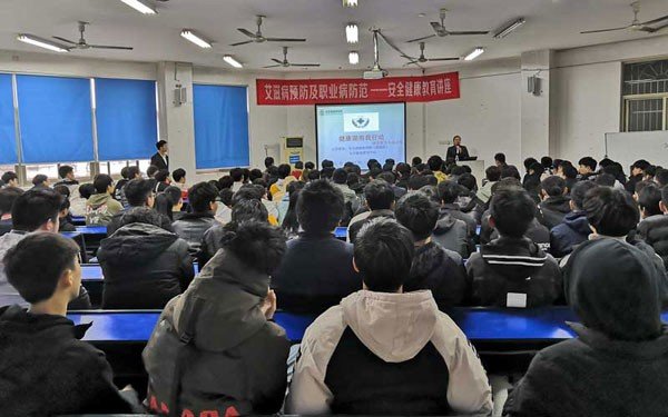 大学毕业后花一万多去培训班学习java有用吗