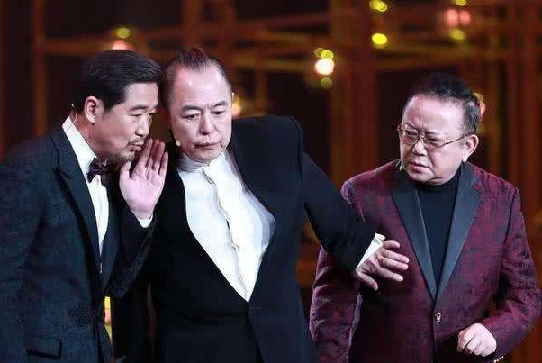 演员王刚的三任老婆,他更喜欢哪一个?