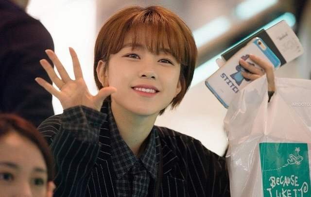 韩国男星金厉旭承认了恋情，他与女朋友是如何相识的？